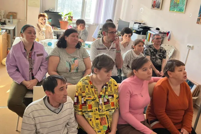 В праздничный день в Новотроицком психоневрологическом интернате прошло несколько мероприятий, посвящённых Дню народного единства